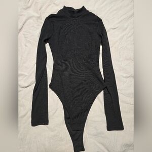 Lulu's Black Ribbed Mock Neck Top